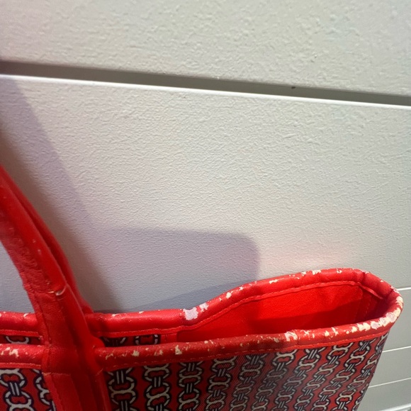 Tory Burch Gemini Link Tote - Picture 5 of 13